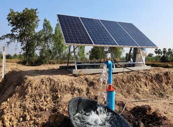 solar powered water pumps 1024x575 1 1